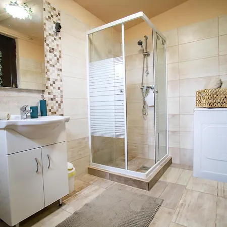 Vad-lak Vendeghaz * 아그텔레크